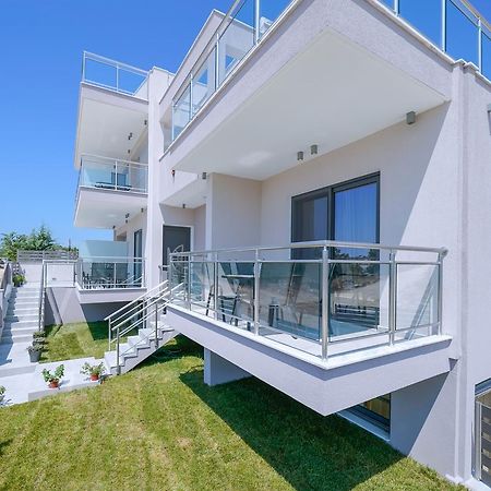 Eridon Suites 리메나리아 외부 사진