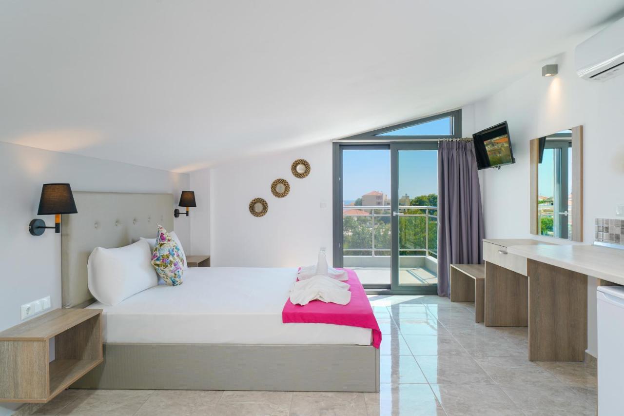 Eridon Suites 리메나리아 외부 사진
