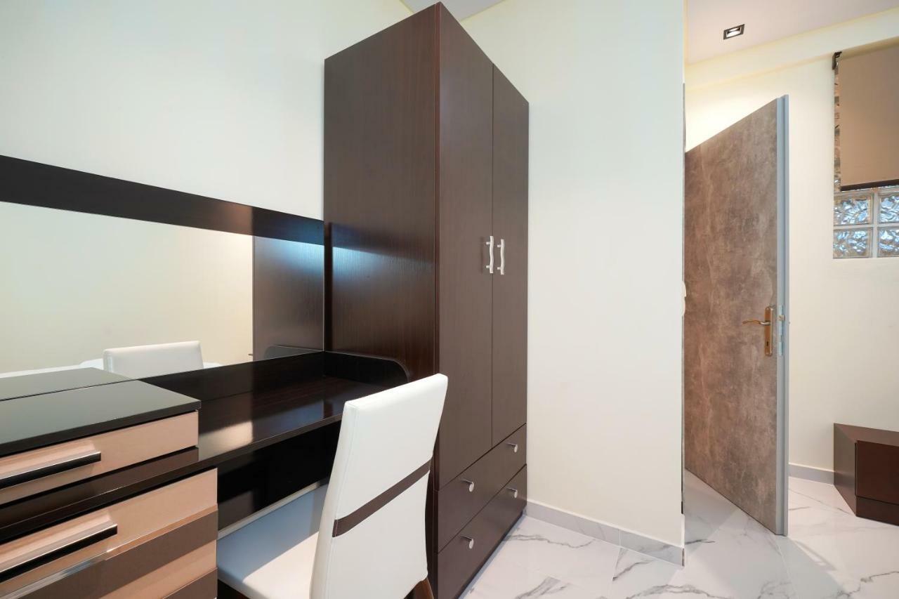 Eridon Suites 리메나리아 외부 사진